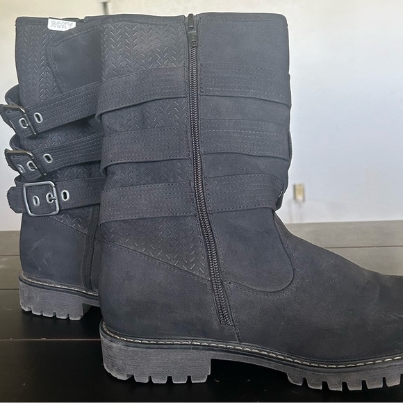 SOLD!! Roxy Boots Size 9 - Picture 2 of 3